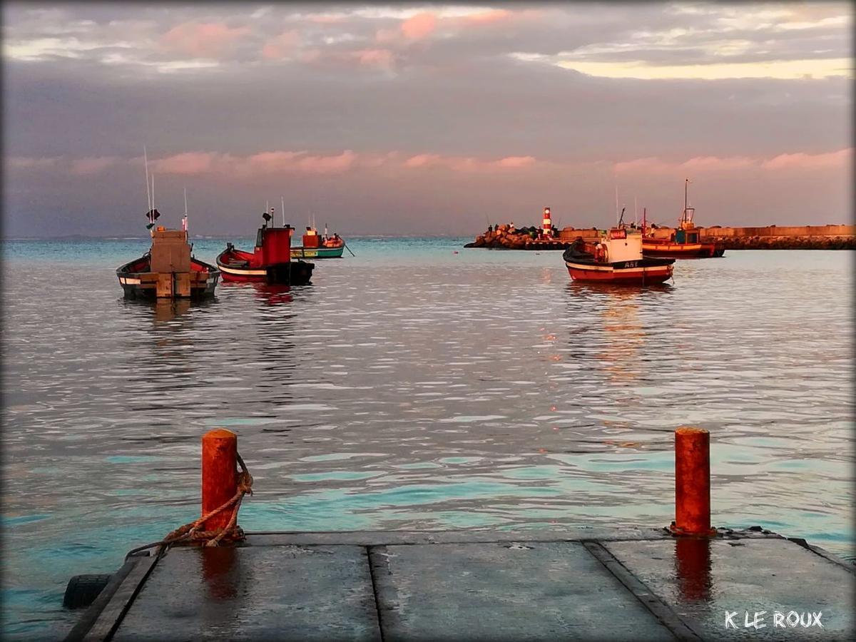 Colours Of The Sea Apartment สตรุยส์บาย ภายนอก รูปภาพ